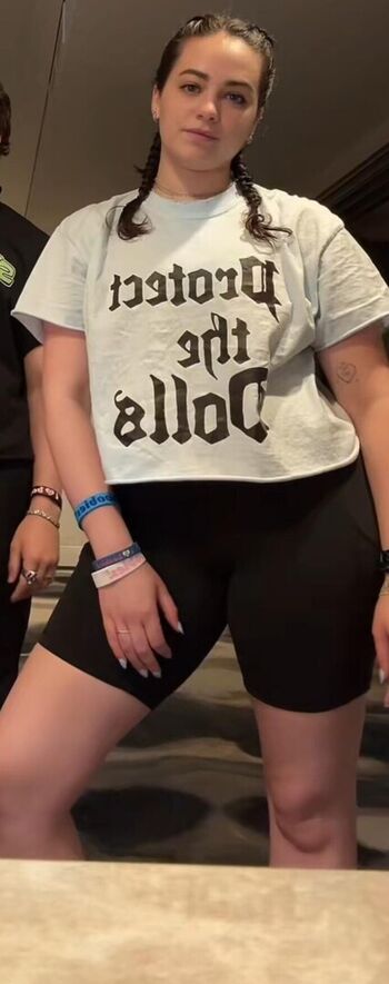 Mary Mouser
