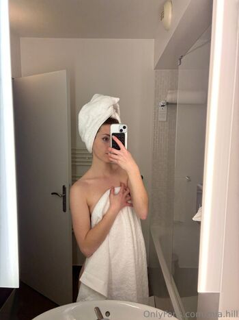 mia.hill