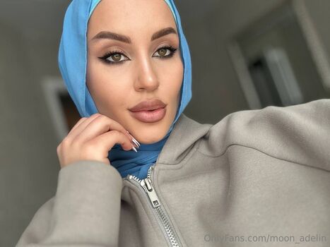 moon_adelin