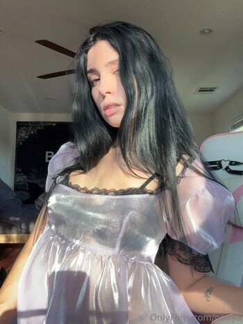 nadya