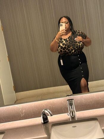 Naenaerealnasty