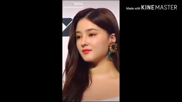 Nancy Momoland