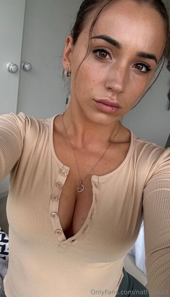 nathalia24