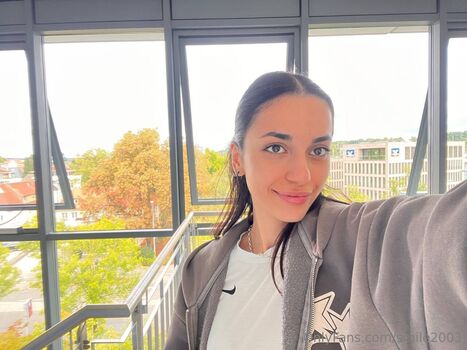 nicole_angel