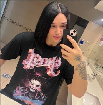 nicole_brutality