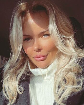 Nicole Farrell Glasgow