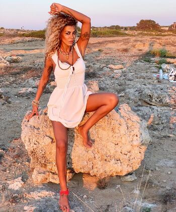 Nora Amile