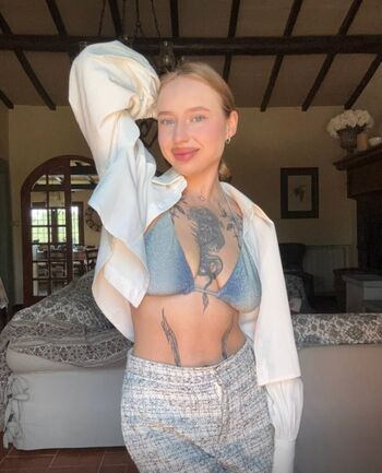 oliviaola_vip