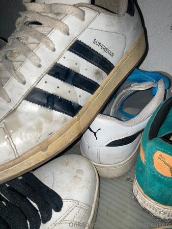 onlyfeetnsneakers