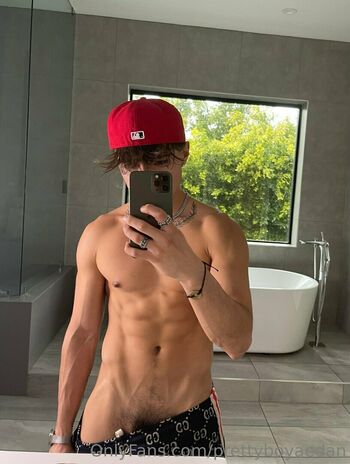 prettyboyaedan