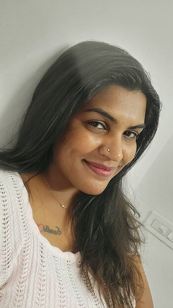 Reshma Cr