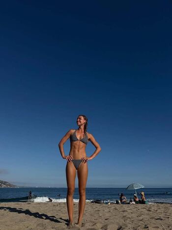 Sara Kathryns