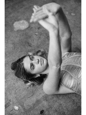 Sarah Hands