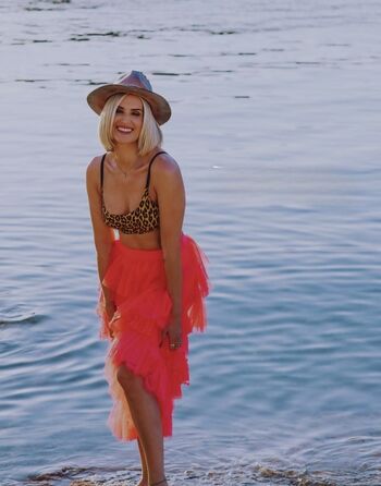 Sarah Jayne Dunn