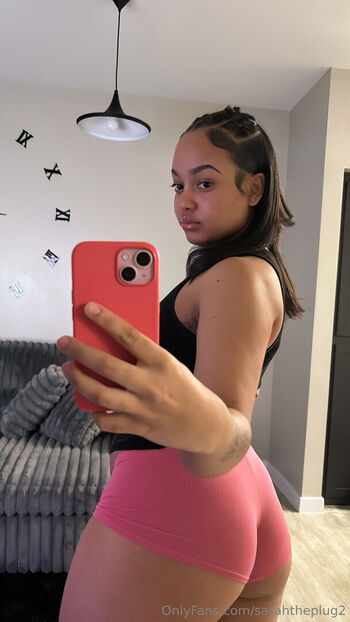 sarahtheplug2