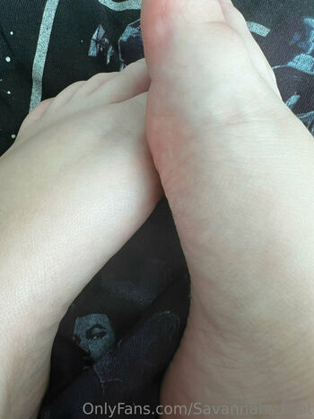 savannahs.feet