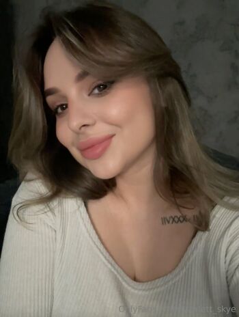 scarlett_skye