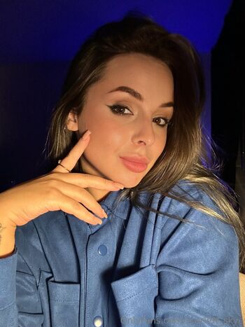 scarlett_skye