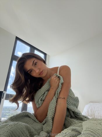 secretlyfeoflauren
