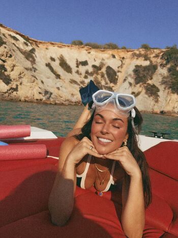 Serinda Swan