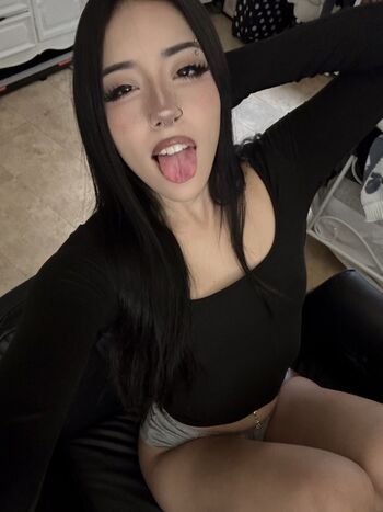Shilynn Velez