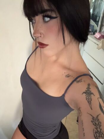 Shilynn Velez