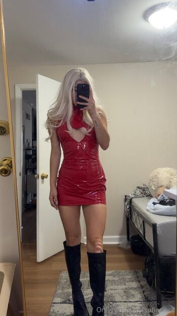 sofiasuxx