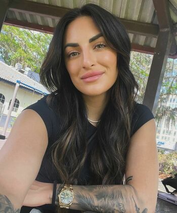 Sonya Deville