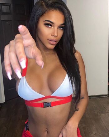 Sydney Thompson