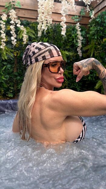 taniaamazon