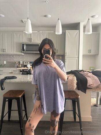 teenytinyartistic
