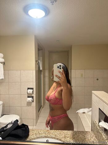 therealniyaaly
