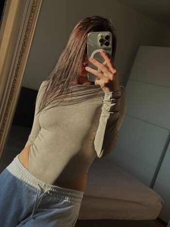 tinaa_kiss
