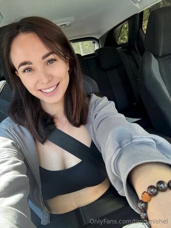 tiny_mishel