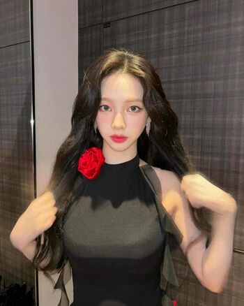 WomenK-pop