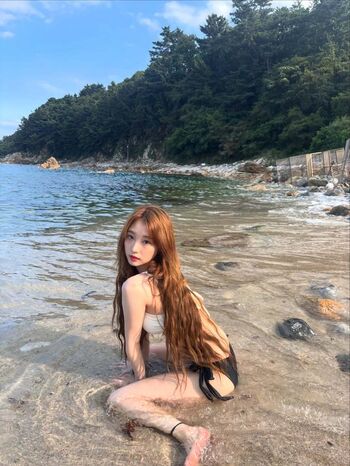 WomenK-pop