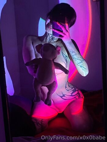 xoxo_babeval
