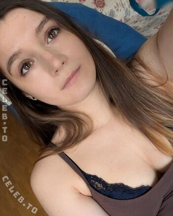 Yasemin / yasemin_geo / yaseminttv