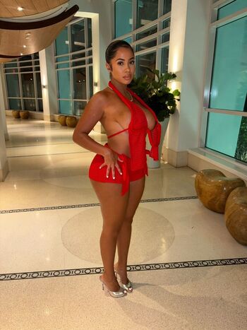 Yasmine Lopez