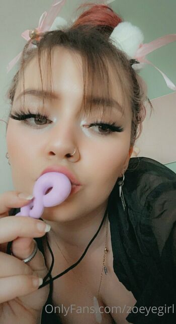 zoeyegirl